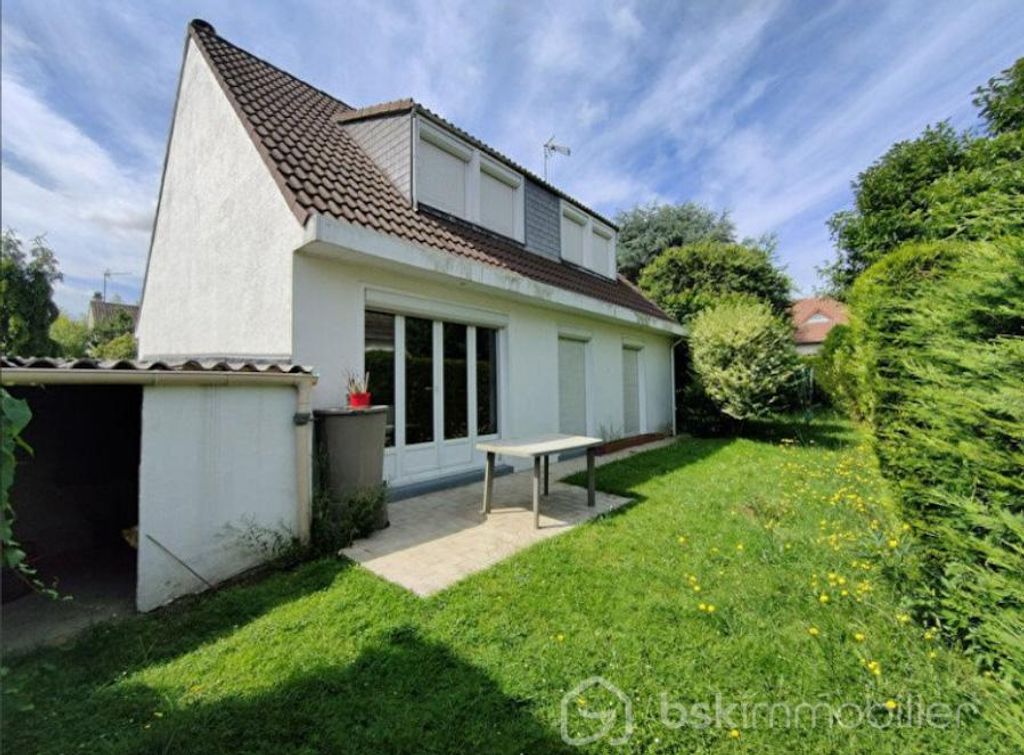 Achat maison à vendre 5 chambres 133 m² - Pontault-Combault