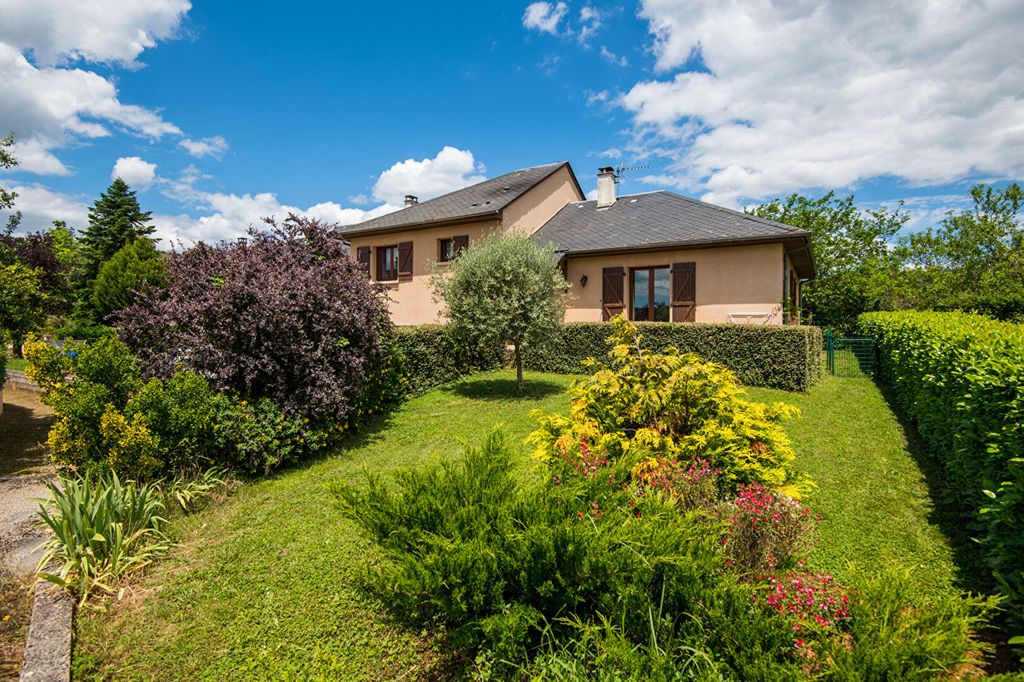 Achat maison à vendre 4 chambres 120 m² - Saint-Christophe-Vallon