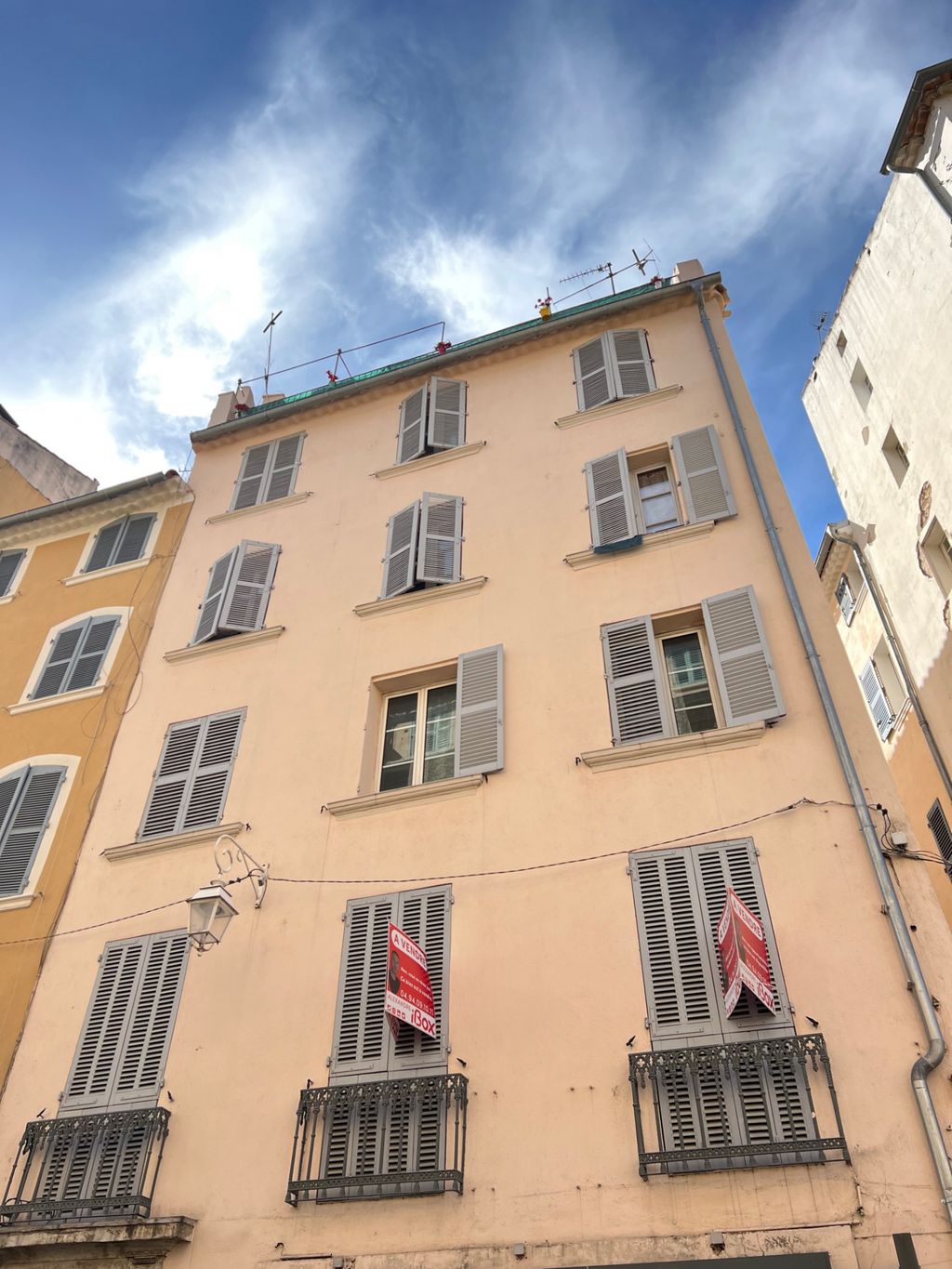 Achat appartement à vendre 7 pièces 140 m² - Toulon