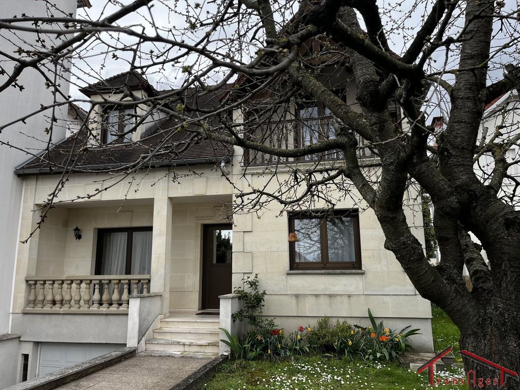 Achat maison à vendre 5 chambres 112 m² - Savigny-sur-Orge