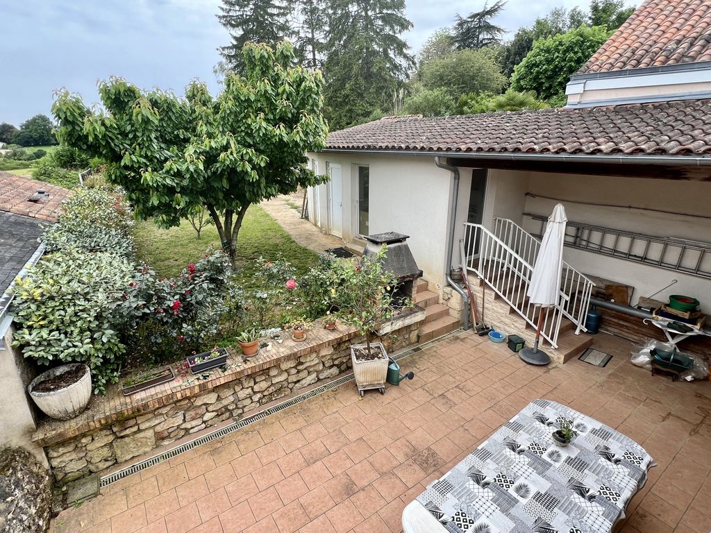 Achat maison à vendre 4 chambres 108 m² - Ligugé