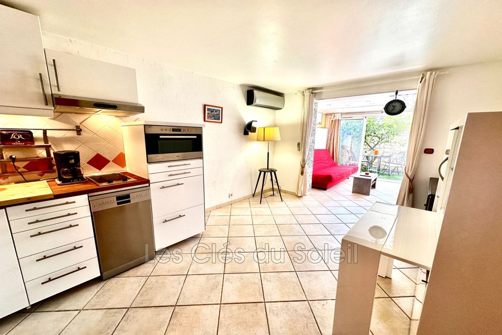 Achat studio à vendre 25 m² - La Londe-les-Maures