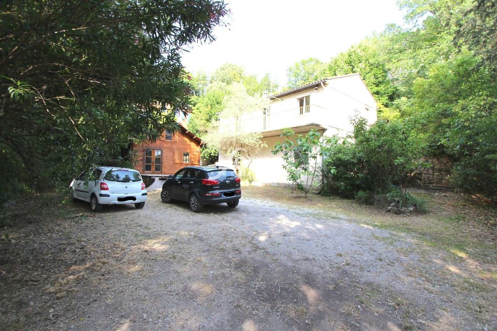 Achat maison à vendre 2 chambres 75 m² - Draguignan