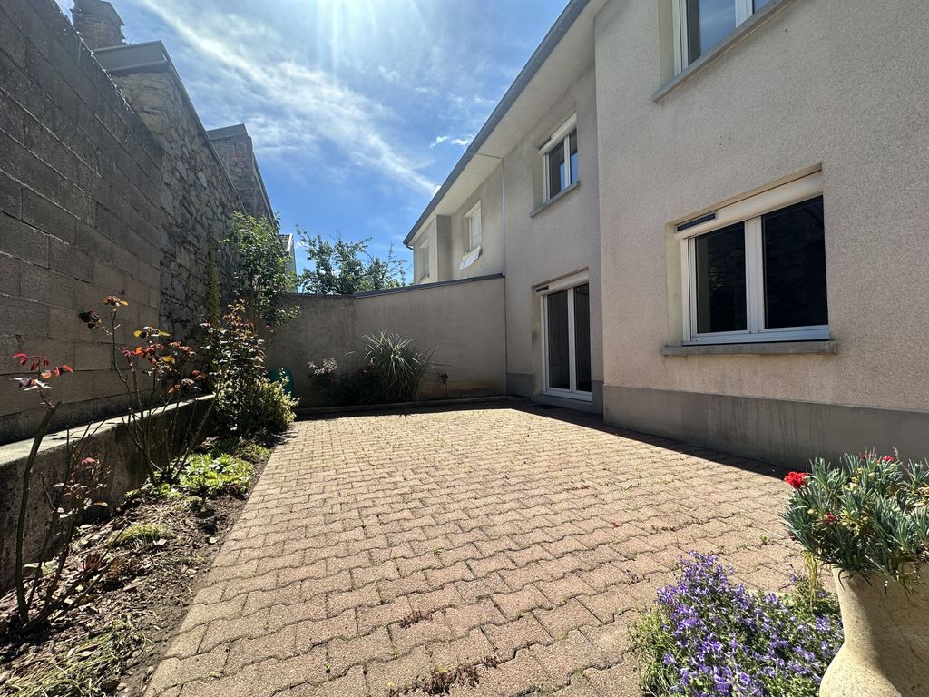 Achat maison à vendre 3 chambres 92 m² - Limoges