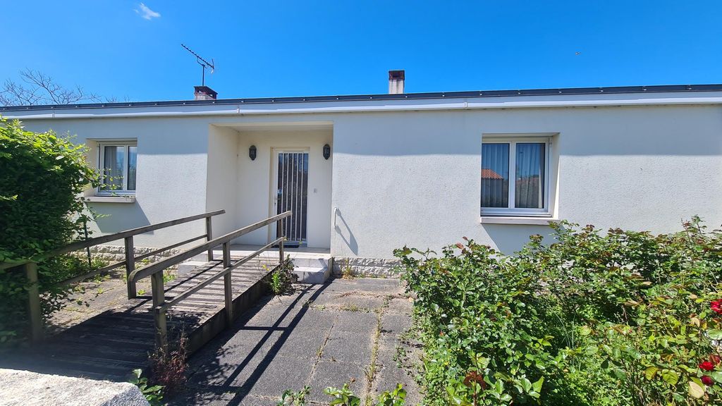 Achat maison à vendre 2 chambres 124 m² - La Roche-sur-Yon