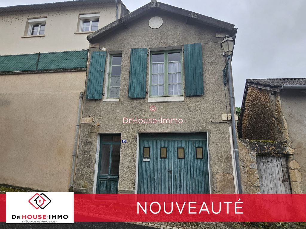 Achat maison à vendre 1 chambre 40 m² - Lussac-les-Châteaux