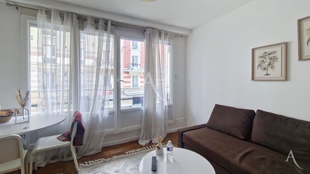 Achat studio à vendre 29 m² - Paris 20ème arrondissement