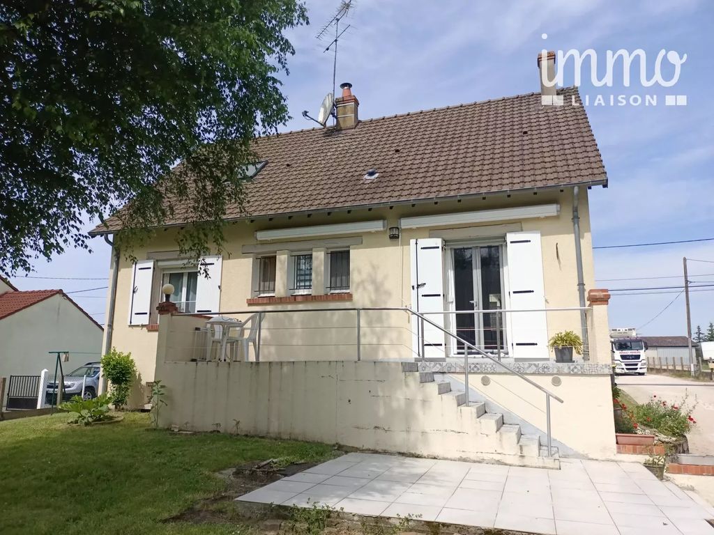 Achat appartement à vendre 5 pièces 114 m² - Courmemin