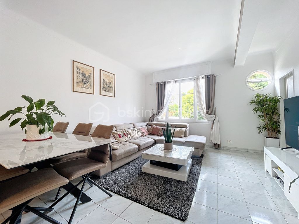 Achat appartement à vendre 3 pièces 78 m² - Le Cannet