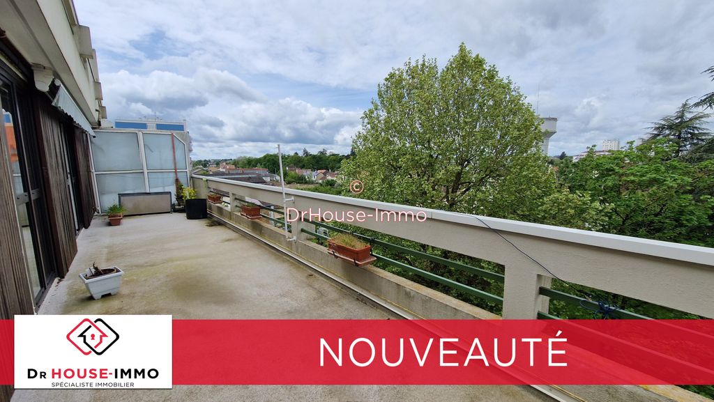 Achat appartement à vendre 5 pièces 84 m² - Poitiers