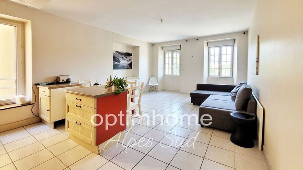 Achat appartement à vendre 3 pièces 53 m² - Embrun