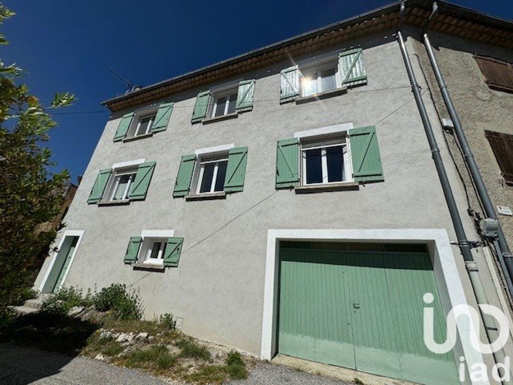 Achat maison à vendre 5 chambres 101 m² - Trigance