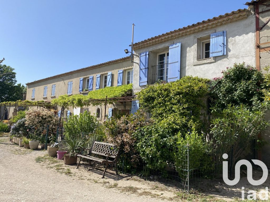 Achat maison à vendre 4 chambres 300 m² - Salon-de-Provence