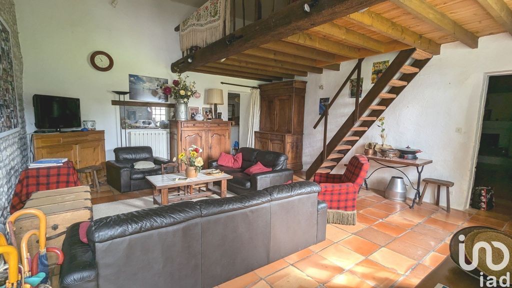 Achat maison à vendre 3 chambres 180 m² - Meschers-sur-Gironde