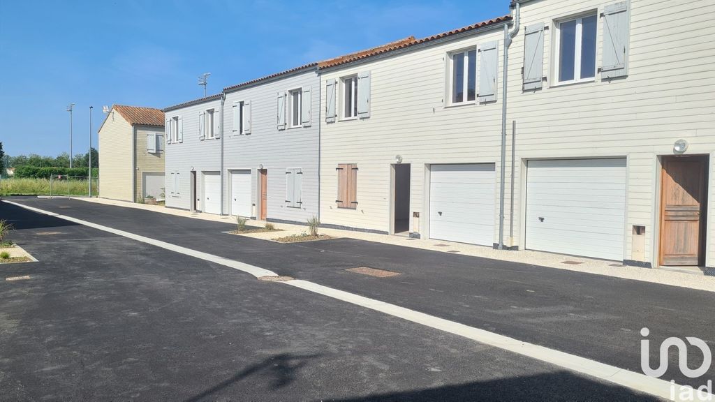 Achat maison à vendre 5 chambres 127 m² - Rochefort