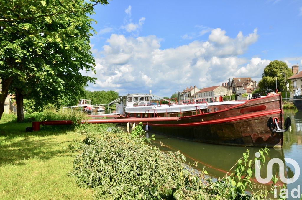 Achat maison à vendre 2 chambres 60 m² - Moret-Loing-et-Orvanne