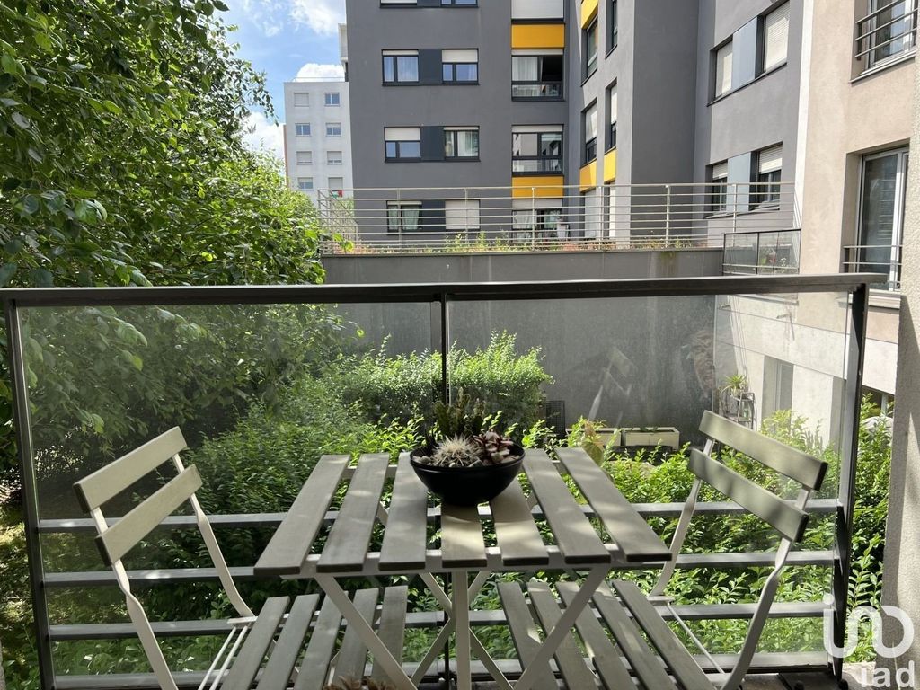 Achat appartement à vendre 3 pièces 75 m² - Paris 18ème arrondissement