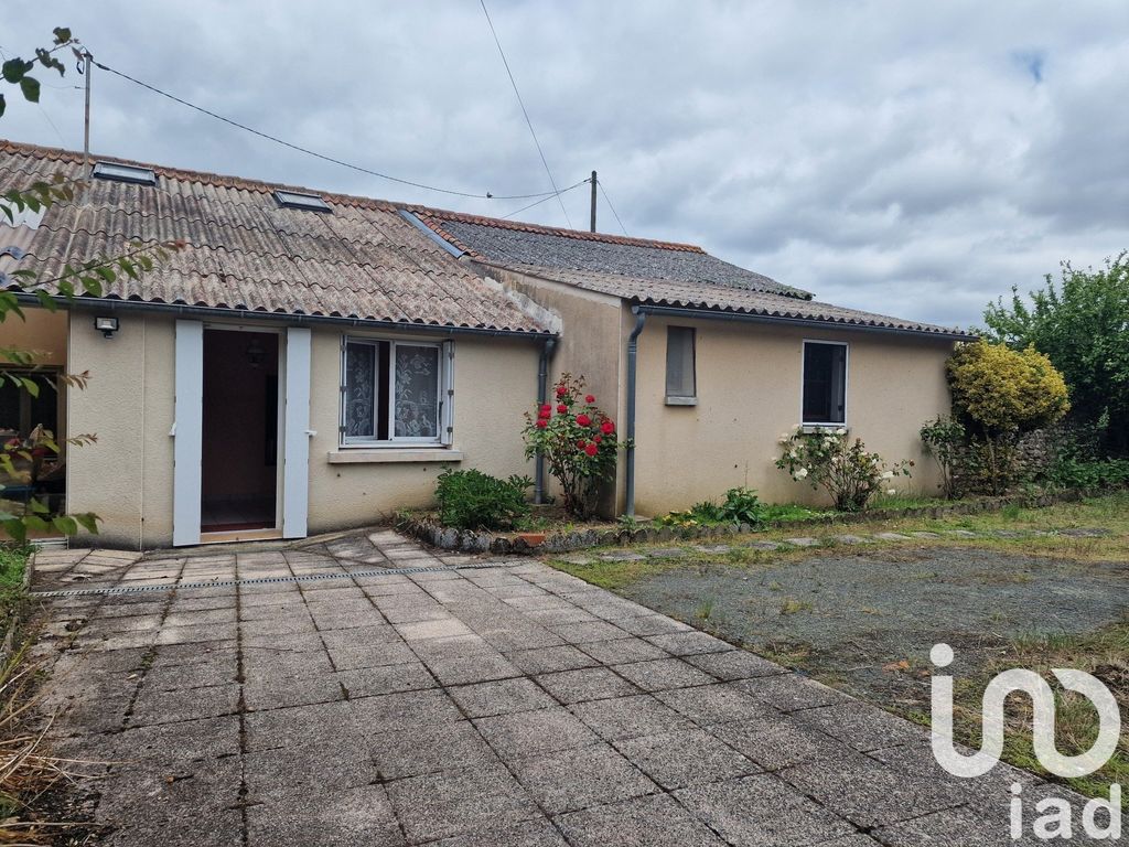 Achat maison à vendre 2 chambres 75 m² - Saint-Jouin-de-Marnes