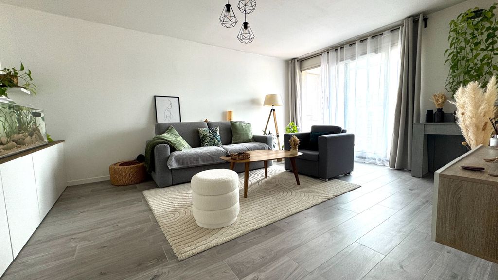 Achat appartement à vendre 2 pièces 46 m² - Évry