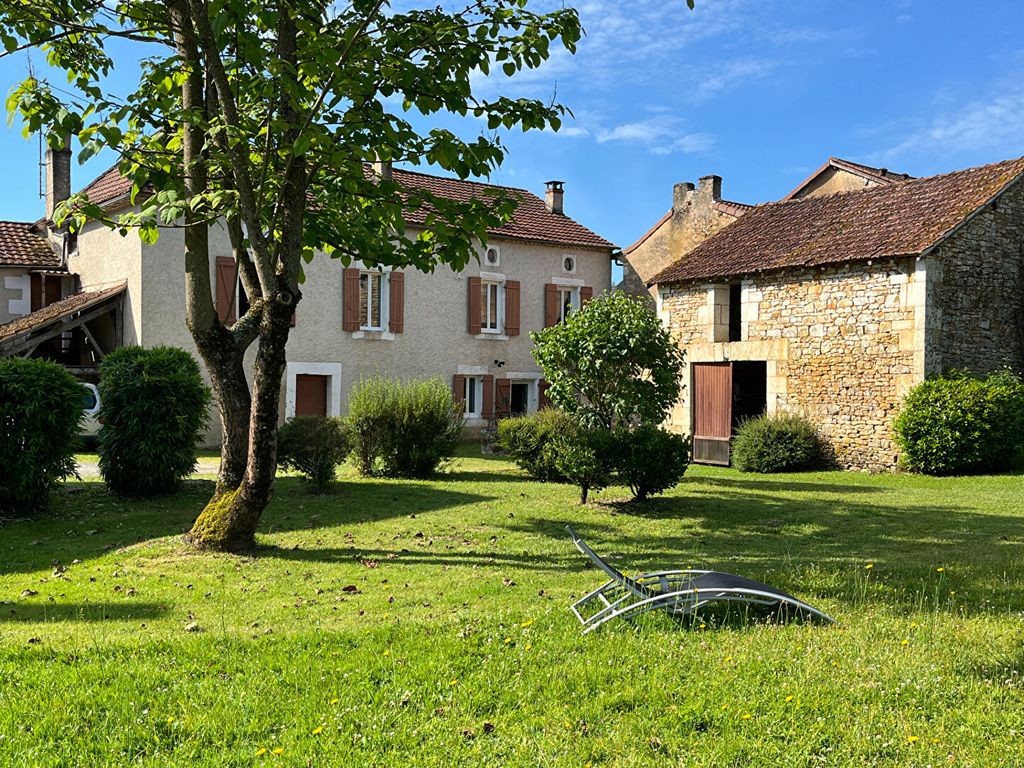 Achat maison à vendre 4 chambres 204 m² - Savignac-les-Églises