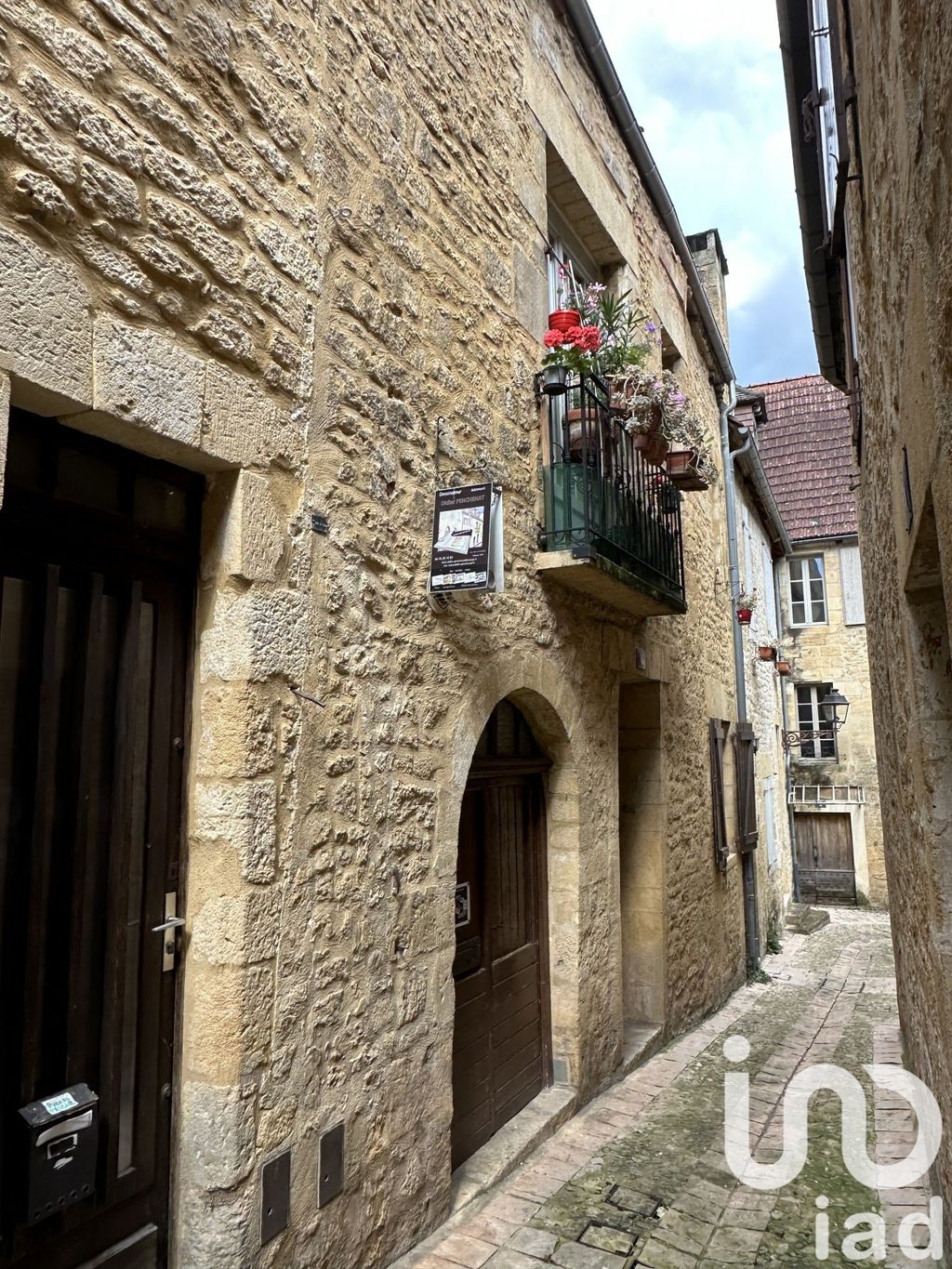 Achat maison à vendre 3 chambres 100 m² - Sarlat-la-Canéda