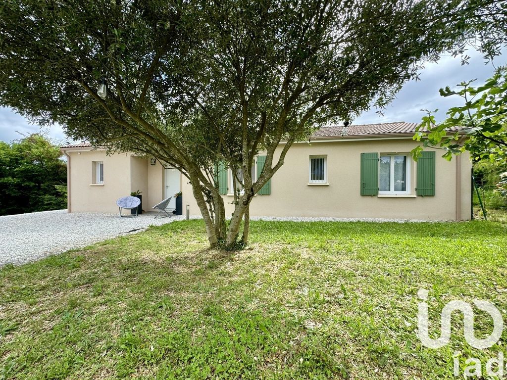 Achat maison à vendre 4 chambres 110 m² - Roullet-Saint-Estèphe