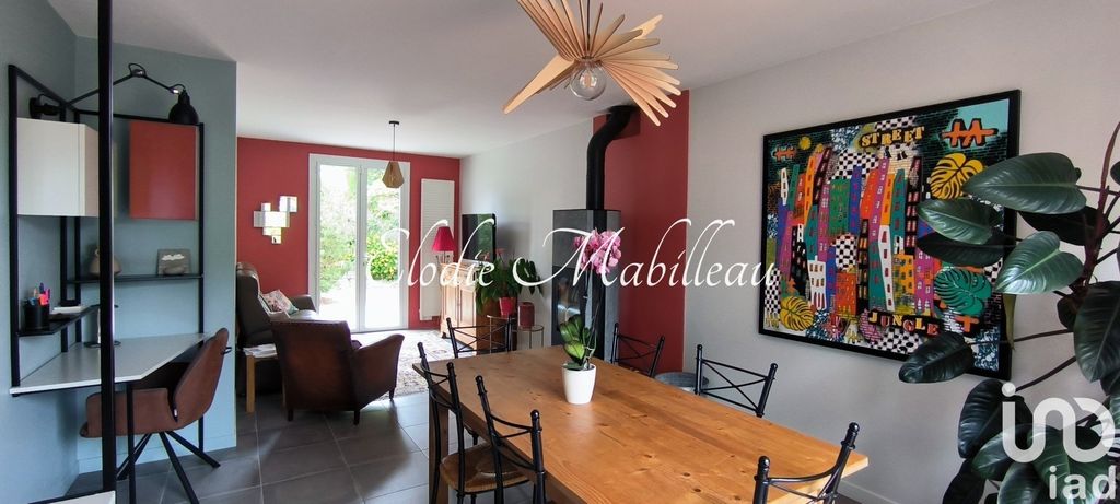 Achat maison à vendre 4 chambres 144 m² - Saint-Lambert-la-Potherie