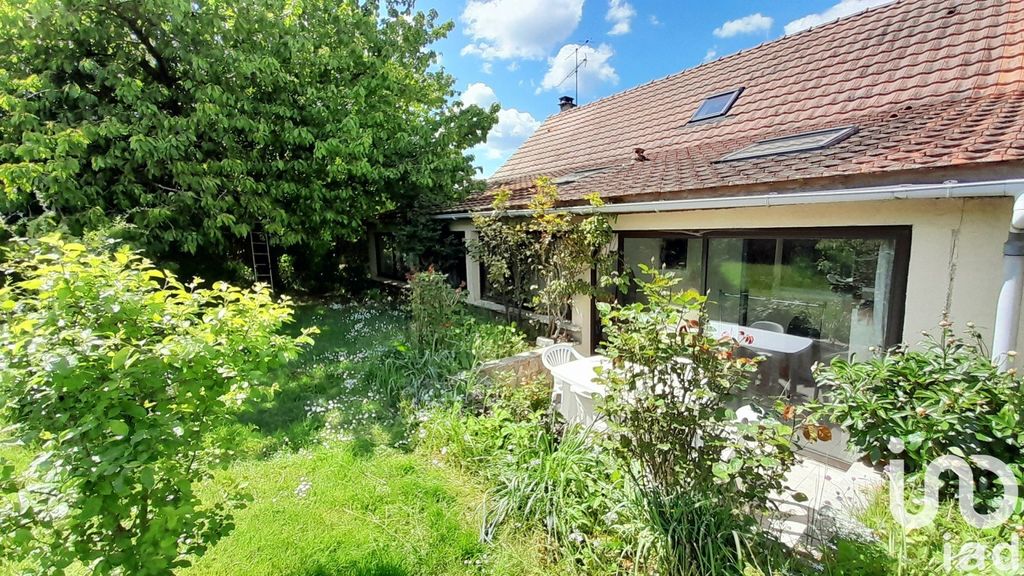 Achat maison à vendre 5 chambres 143 m² - Coltainville