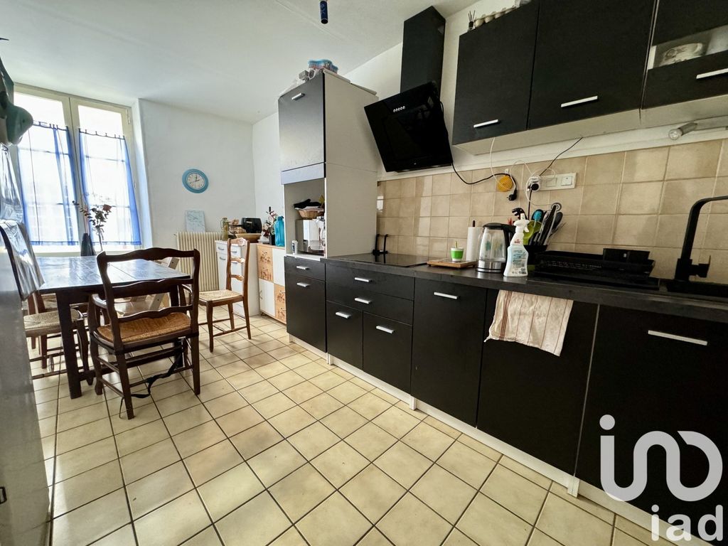 Achat maison à vendre 4 chambres 142 m² - Parthenay