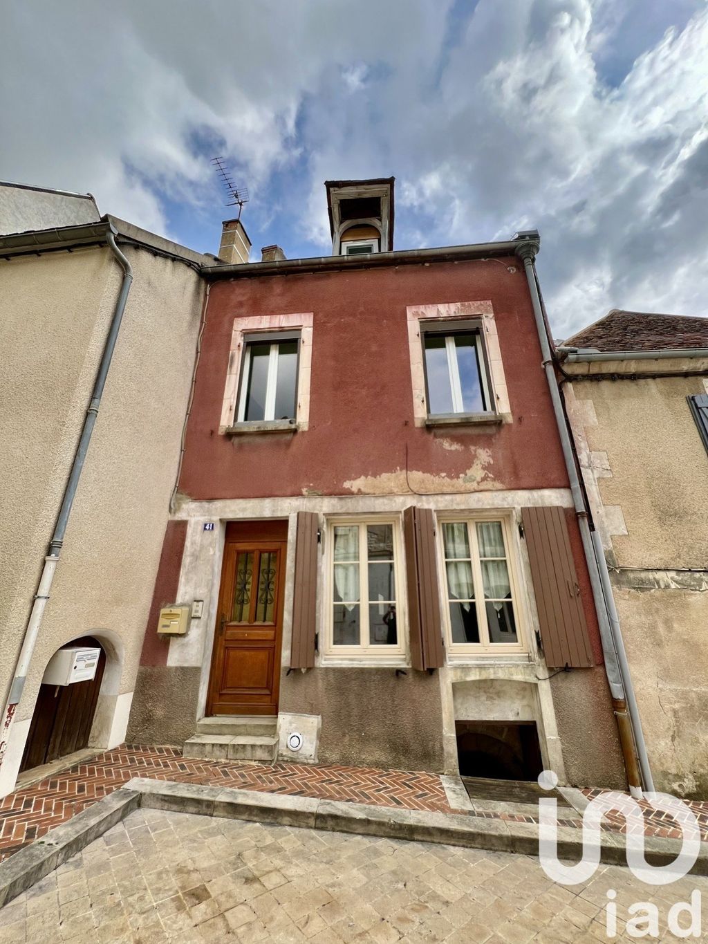 Achat maison à vendre 3 chambres 120 m² - Saint-Bris-le-Vineux