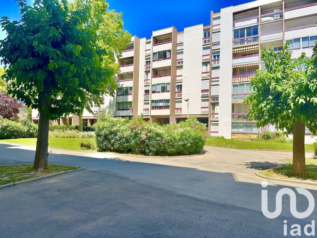 Achat appartement à vendre 3 pièces 66 m² - Vitrolles