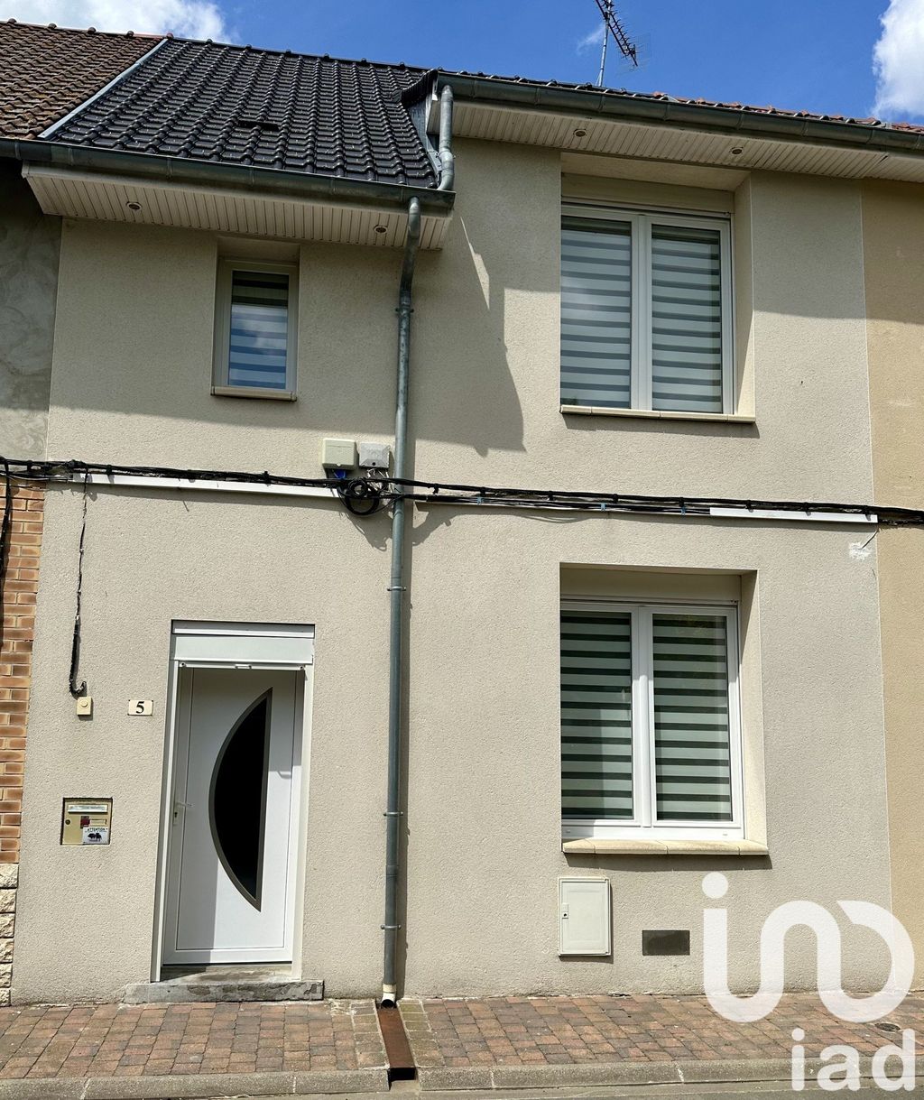 Achat maison à vendre 3 chambres 128 m² - Douvrin