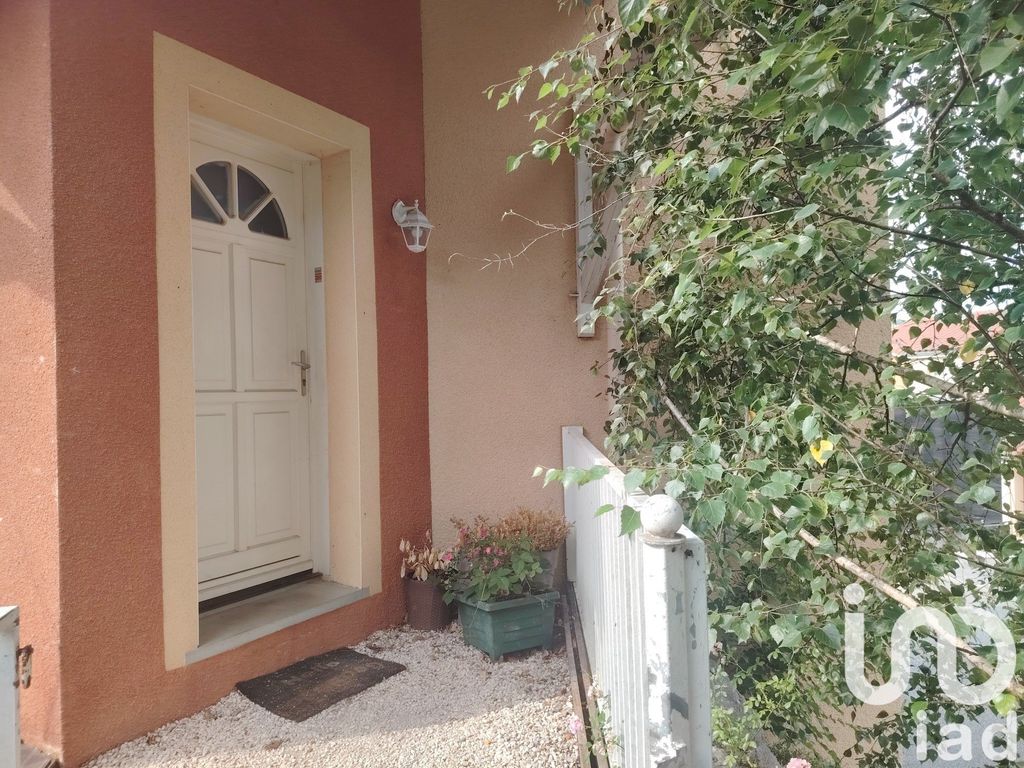 Achat maison à vendre 4 chambres 139 m² - Saint-Priest-en-Jarez