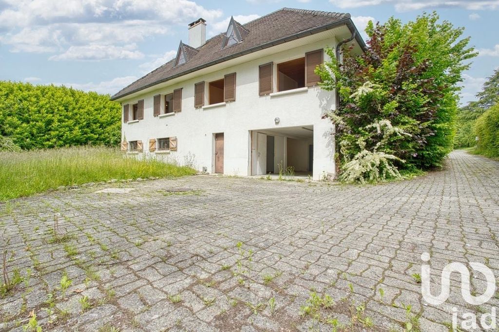 Achat maison à vendre 3 chambres 116 m² - Prévessin-Moëns