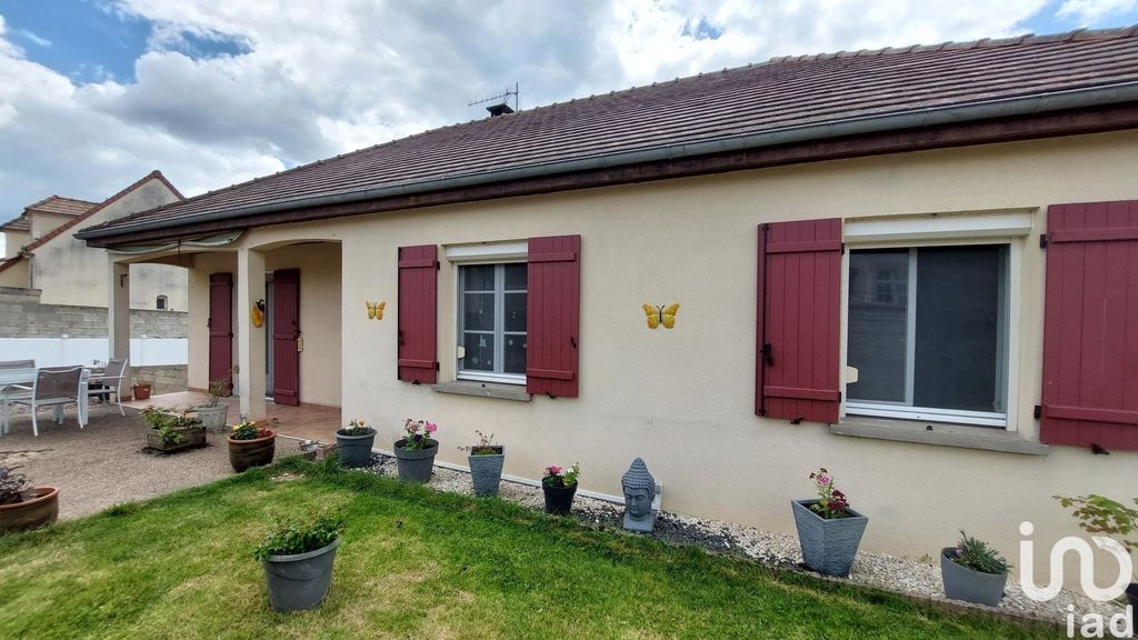 Achat maison à vendre 3 chambres 100 m² - Vinneuf