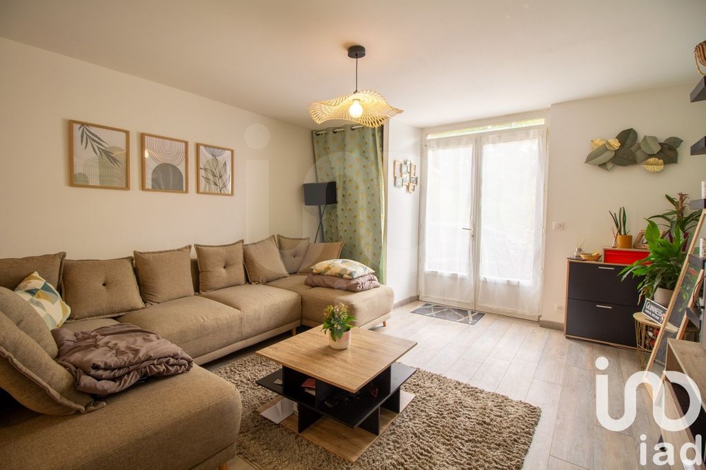 Achat maison à vendre 3 chambres 88 m² - Lesperon