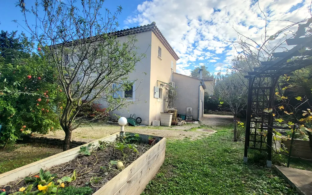 Achat maison à vendre 4 chambres 135 m² - Avignon