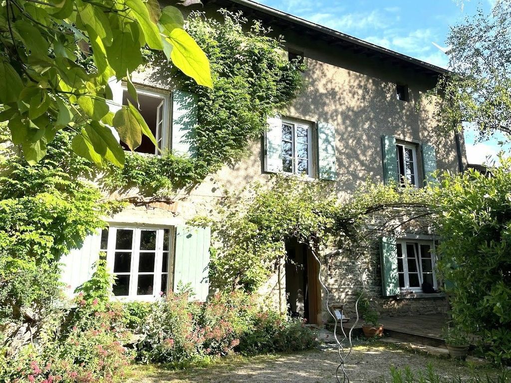 Achat maison à vendre 4 chambres 184 m² - Civrieux-d'Azergues