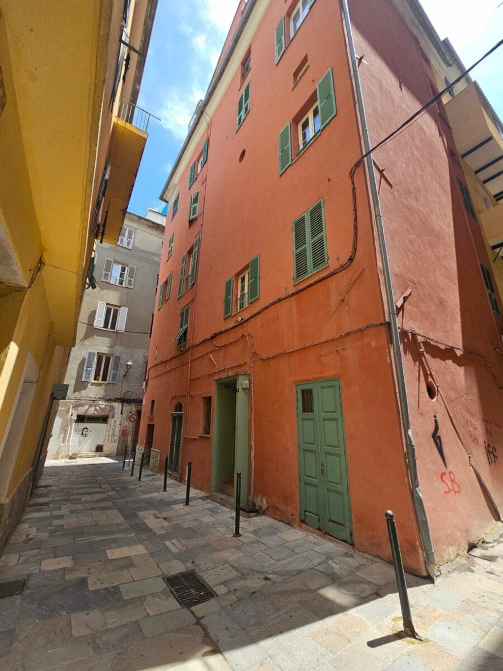 Achat triplex à vendre 4 pièces 87 m² - Bastia