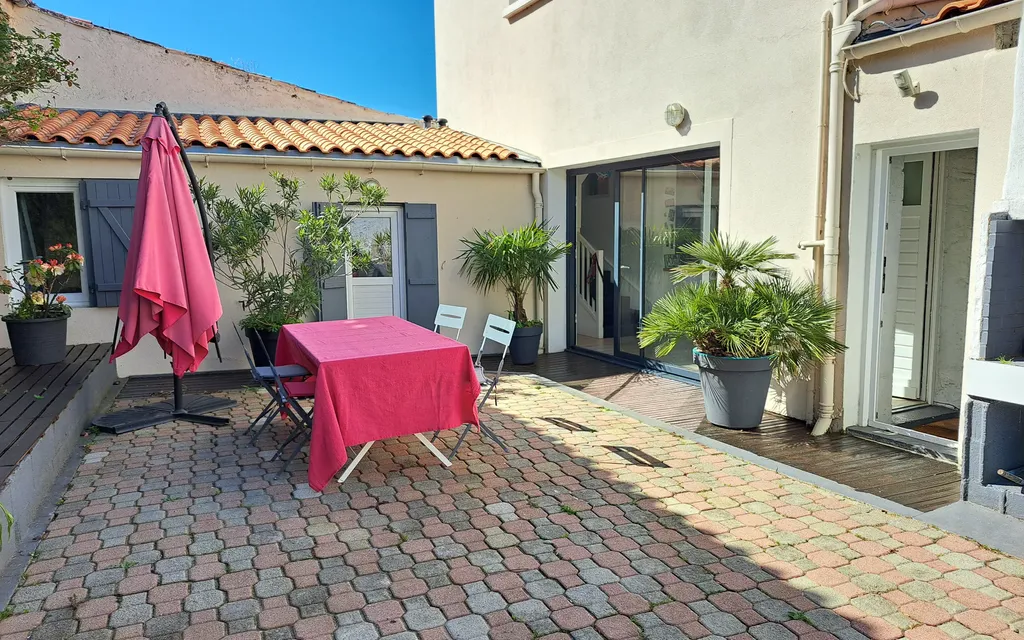 Achat maison à vendre 3 chambres 79 m² - Dompierre-sur-Mer