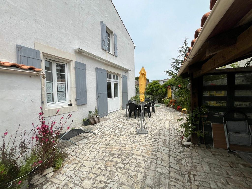 Achat maison à vendre 5 chambres 203 m² - Rivedoux-Plage