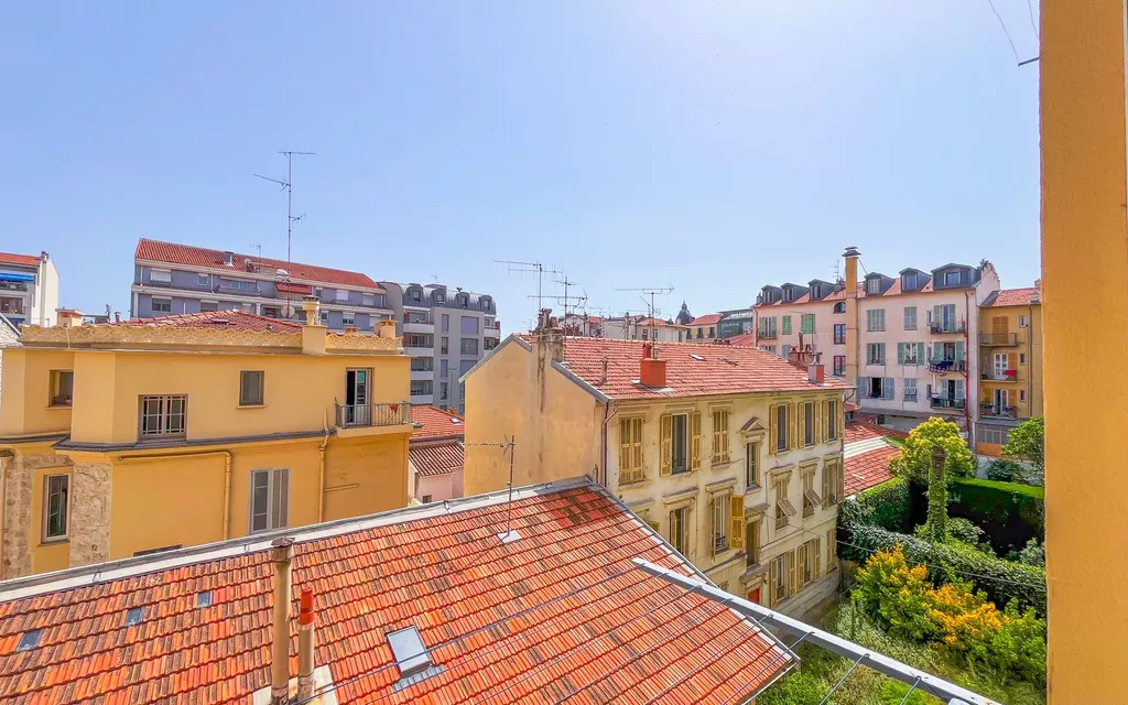 Achat appartement à vendre 4 pièces 88 m² - Nice