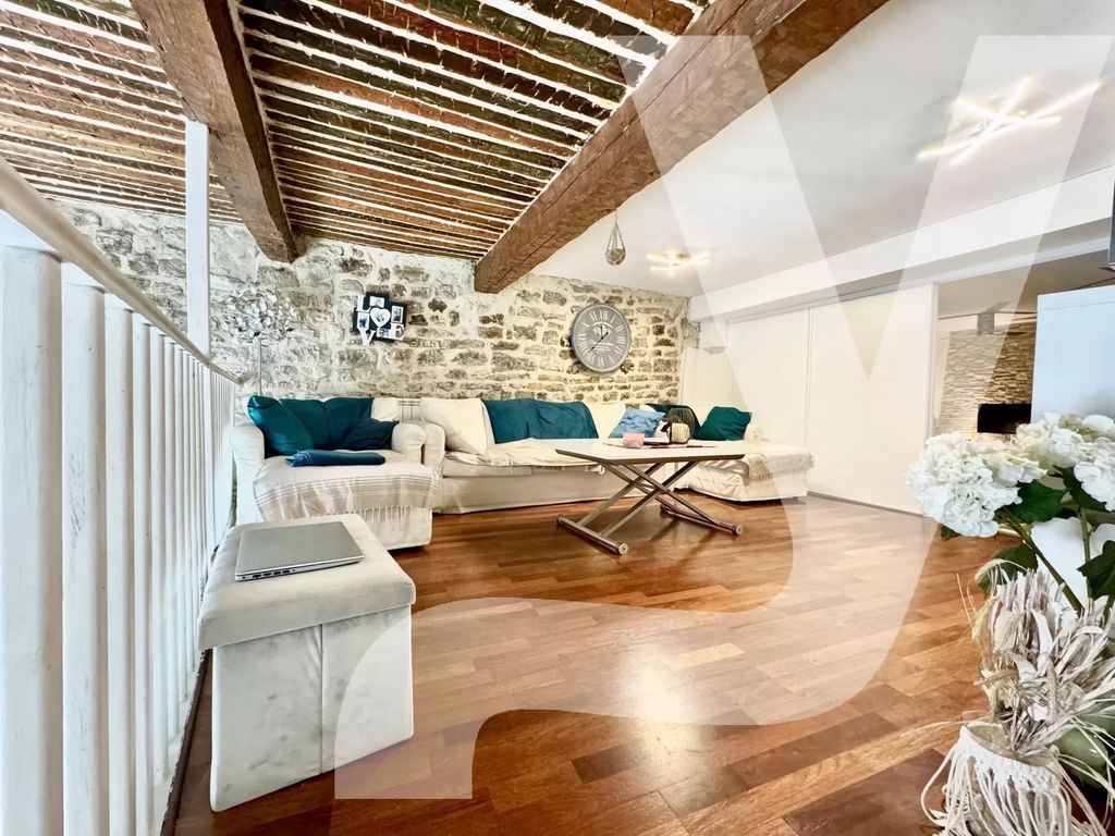 Achat appartement à vendre 5 pièces 151 m² - Draguignan