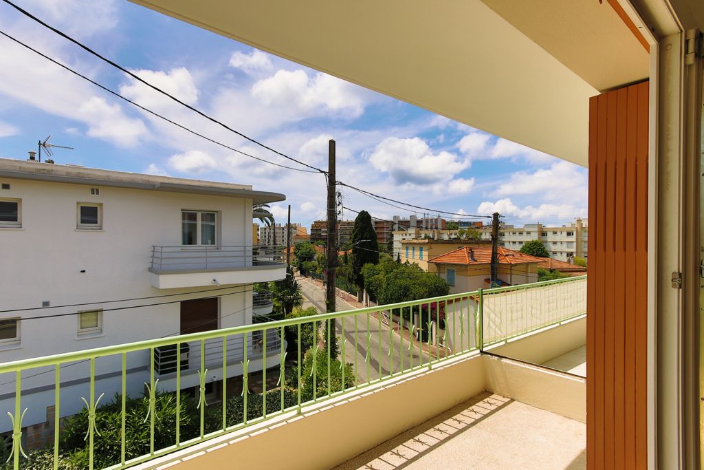 Achat appartement à vendre 3 pièces 51 m² - Antibes