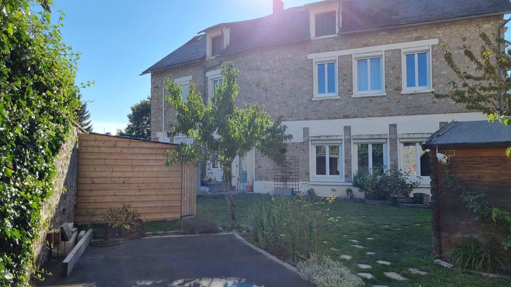 Achat maison à vendre 5 chambres 143 m² - Meymac