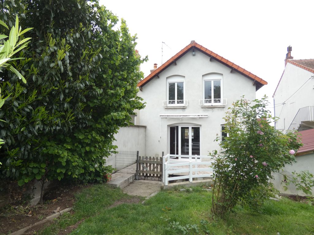 Achat maison à vendre 3 chambres 100 m² - Montluçon