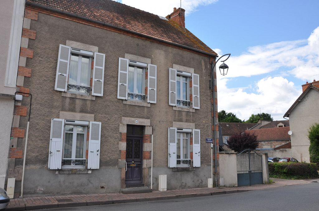 Achat maison à vendre 5 chambres 146 m² - Lapalisse