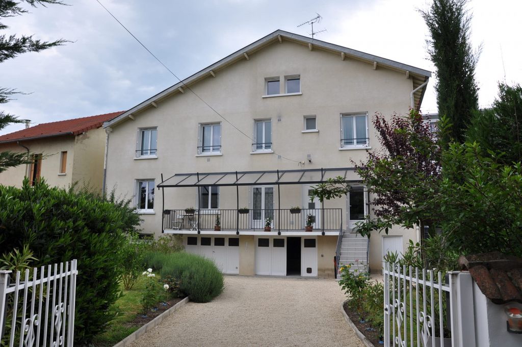 Achat maison à vendre 3 chambres 139 m² - Bellerive-sur-Allier