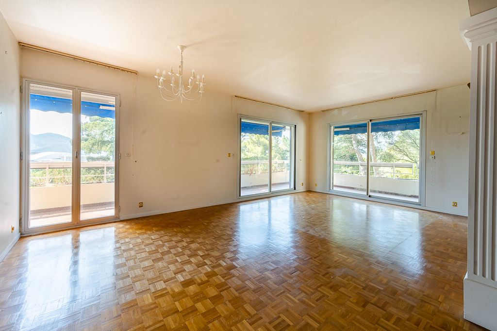 Achat appartement à vendre 3 pièces 89 m² - Marseille 8ème arrondissement
