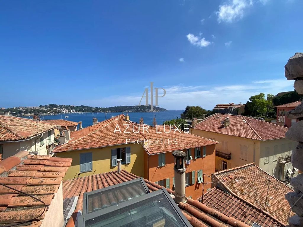 Achat appartement à vendre 5 pièces 67 m² - Villefranche-sur-Mer